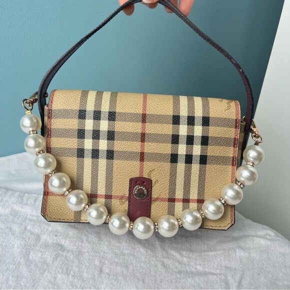 BURBERRY Tan Nova Check Hobo Baguette Flap Haymarket Canterbury Bag - Picture 1 of 13